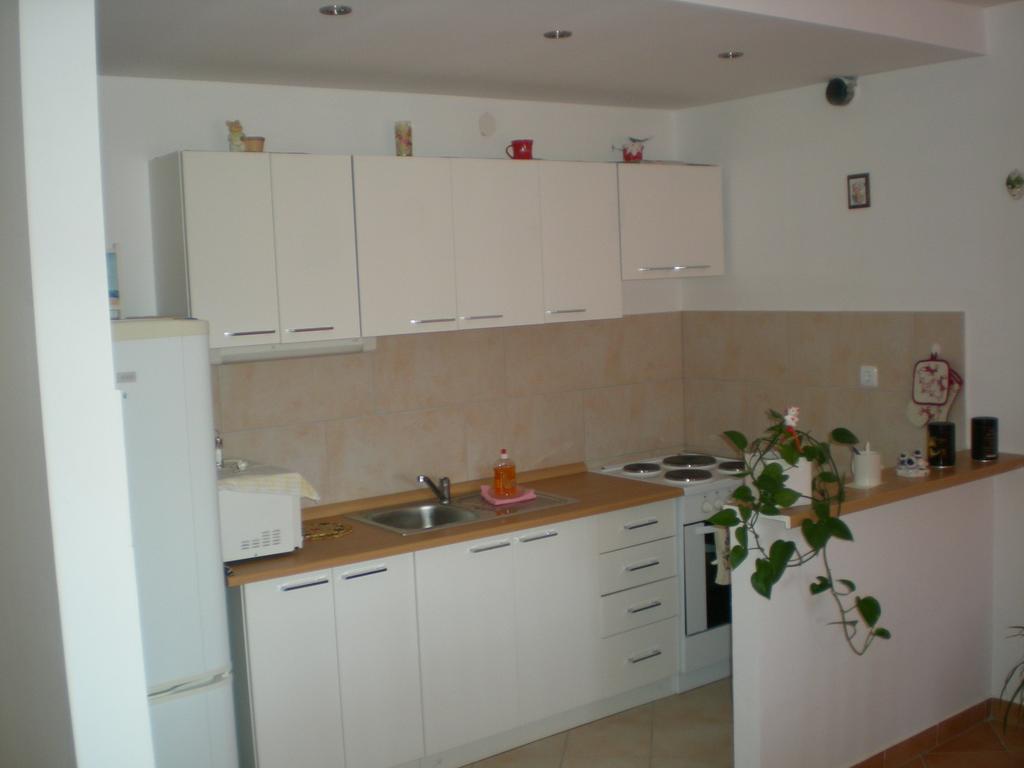 Apartments Karla Slatine Exterior foto